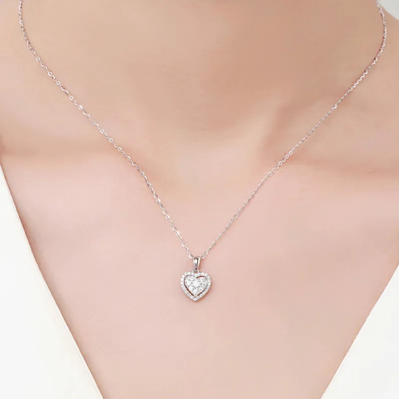 Shine Zircon Heart Shaped Pendant Necklace for Women Silver Color
